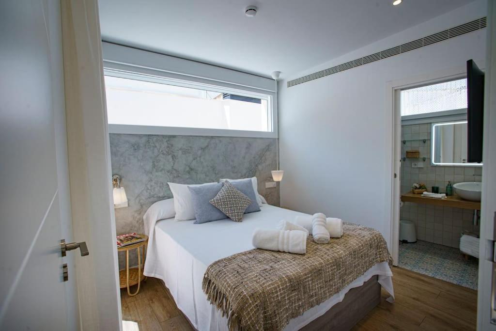 Mini Hotel In The Heart Of Sevilla For Exclusive Usage Exterior photo